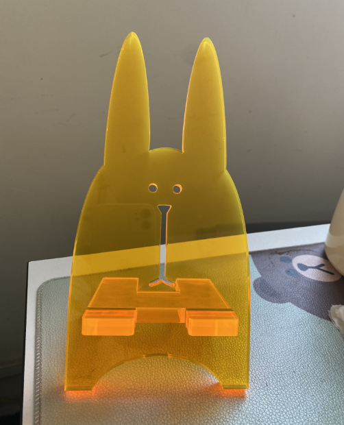 橙动未来：激光切割的艺术之作——亚克力手机ipad支架